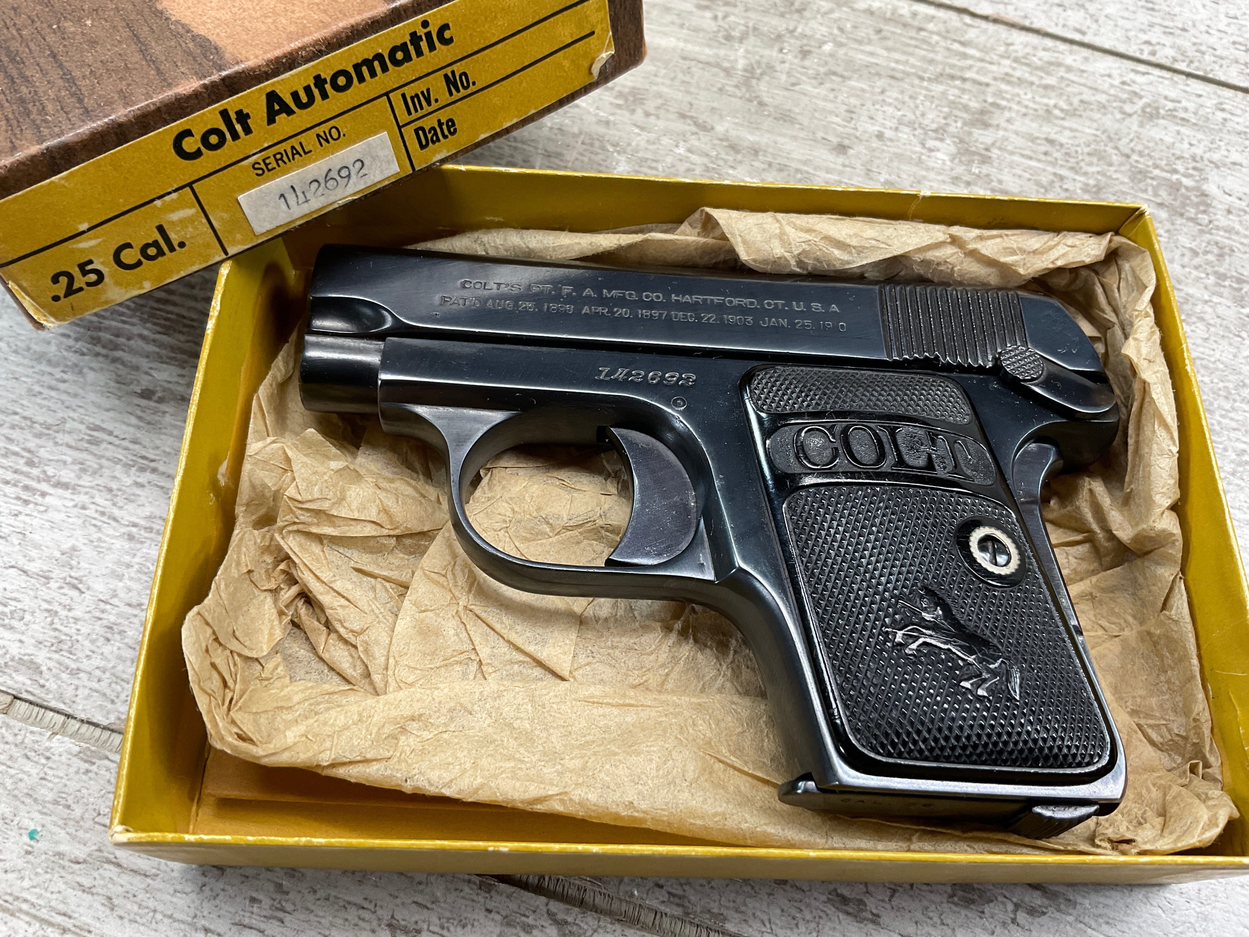 □ MGC COLT AUTOMATIC PISTOL CALIBER .45 M1911A1 GOVERNMENT