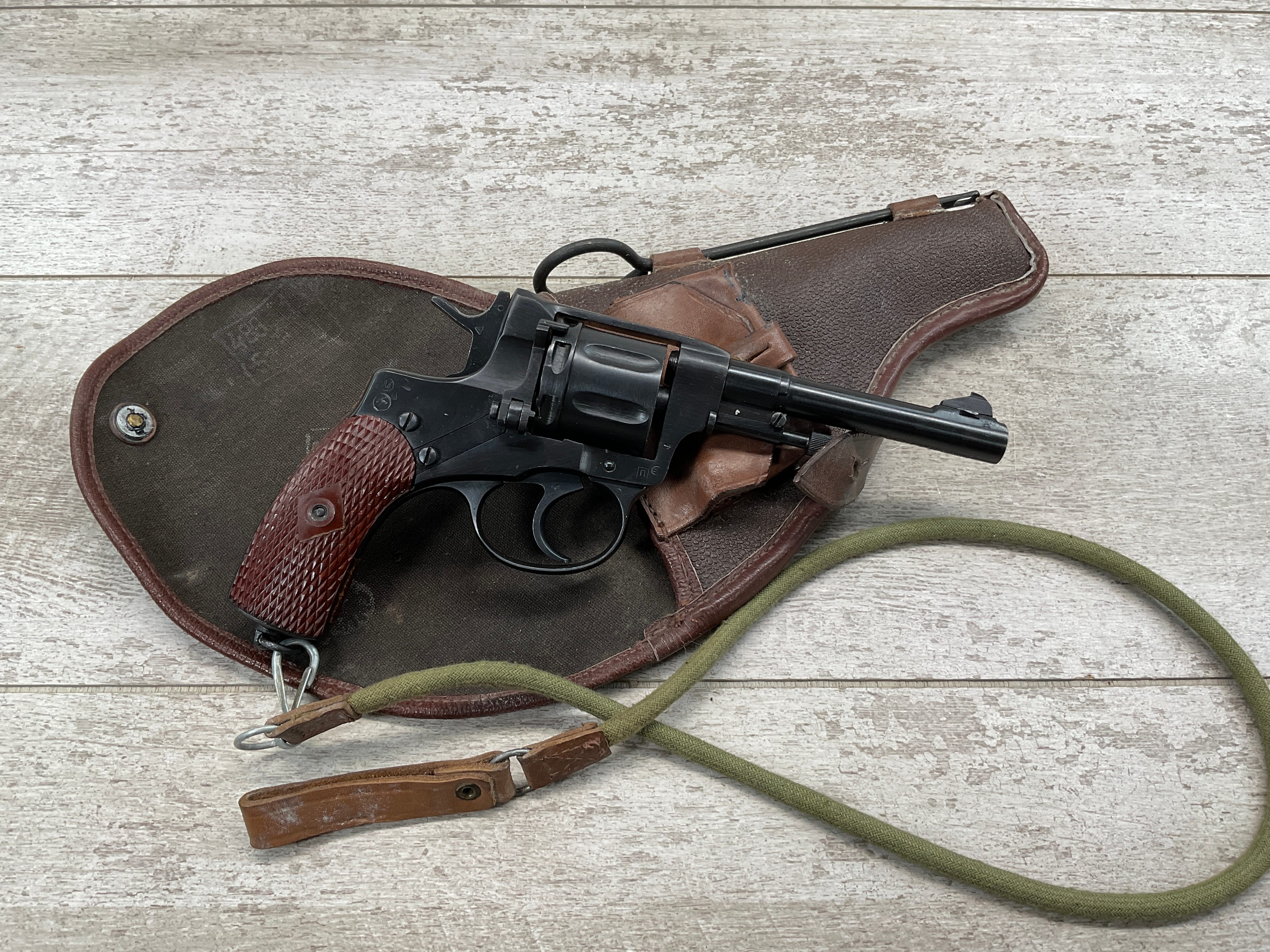 N×P-77 REVOLVER PERFORMANCE CENTER® MODEL 327 WR JERRY MICULEK WORLD RECORD