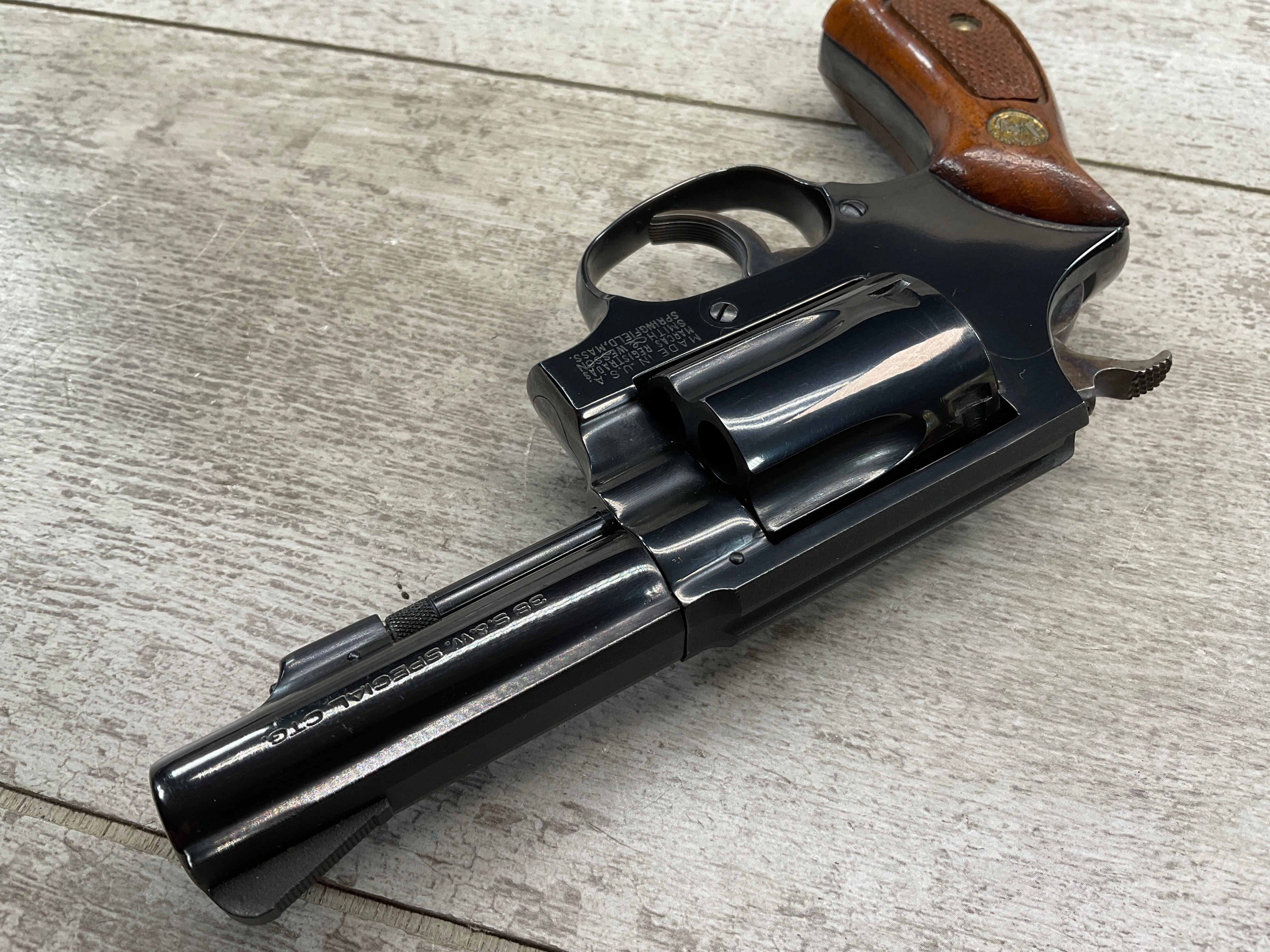 S&W CHIEFS SPECIAL 36-1 .38 SPECIAL REVOLVER, 1971 MFR #3