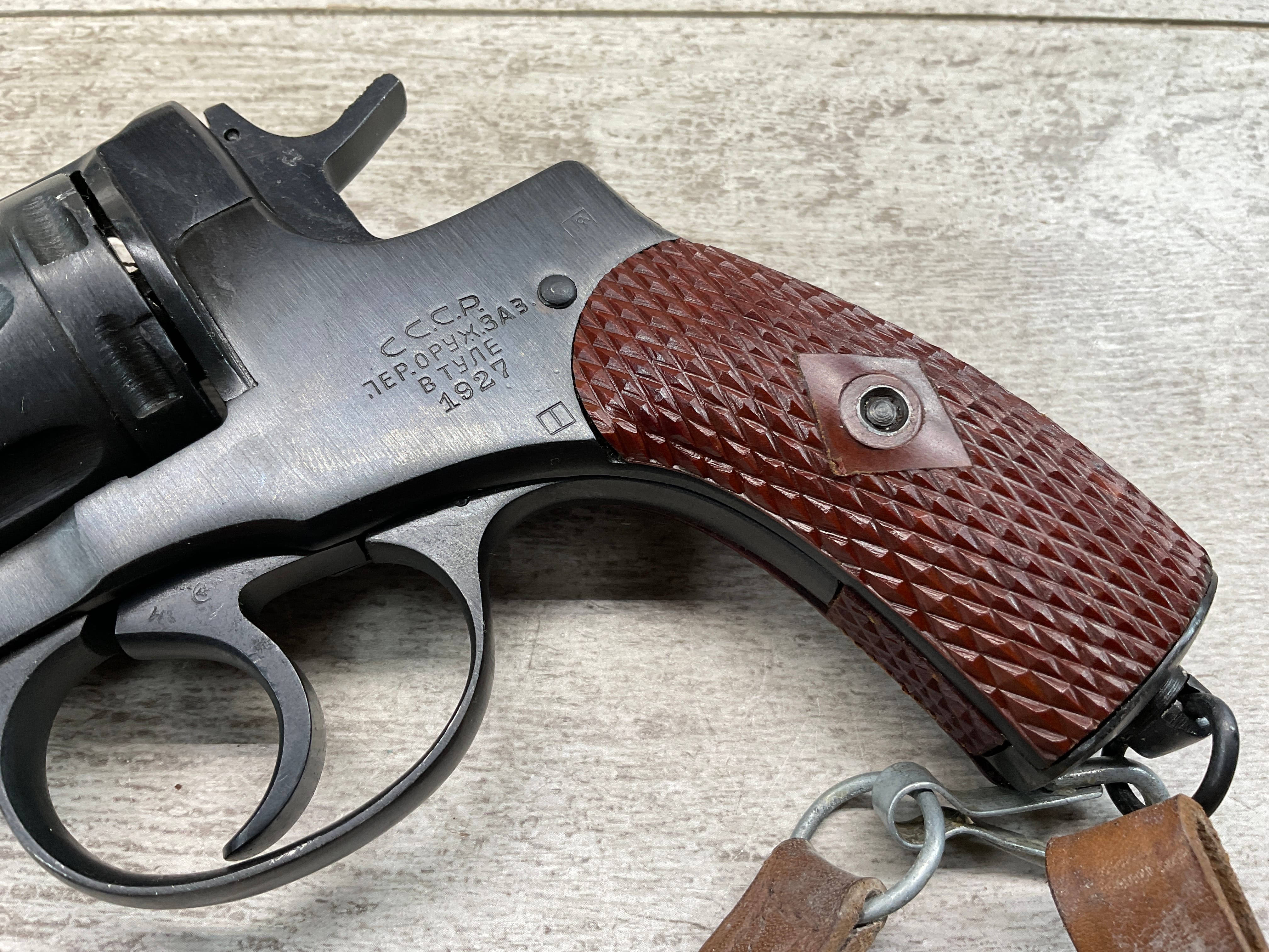 N×P-77 REVOLVER PERFORMANCE CENTER® MODEL 327 WR JERRY MICULEK WORLD RECORD