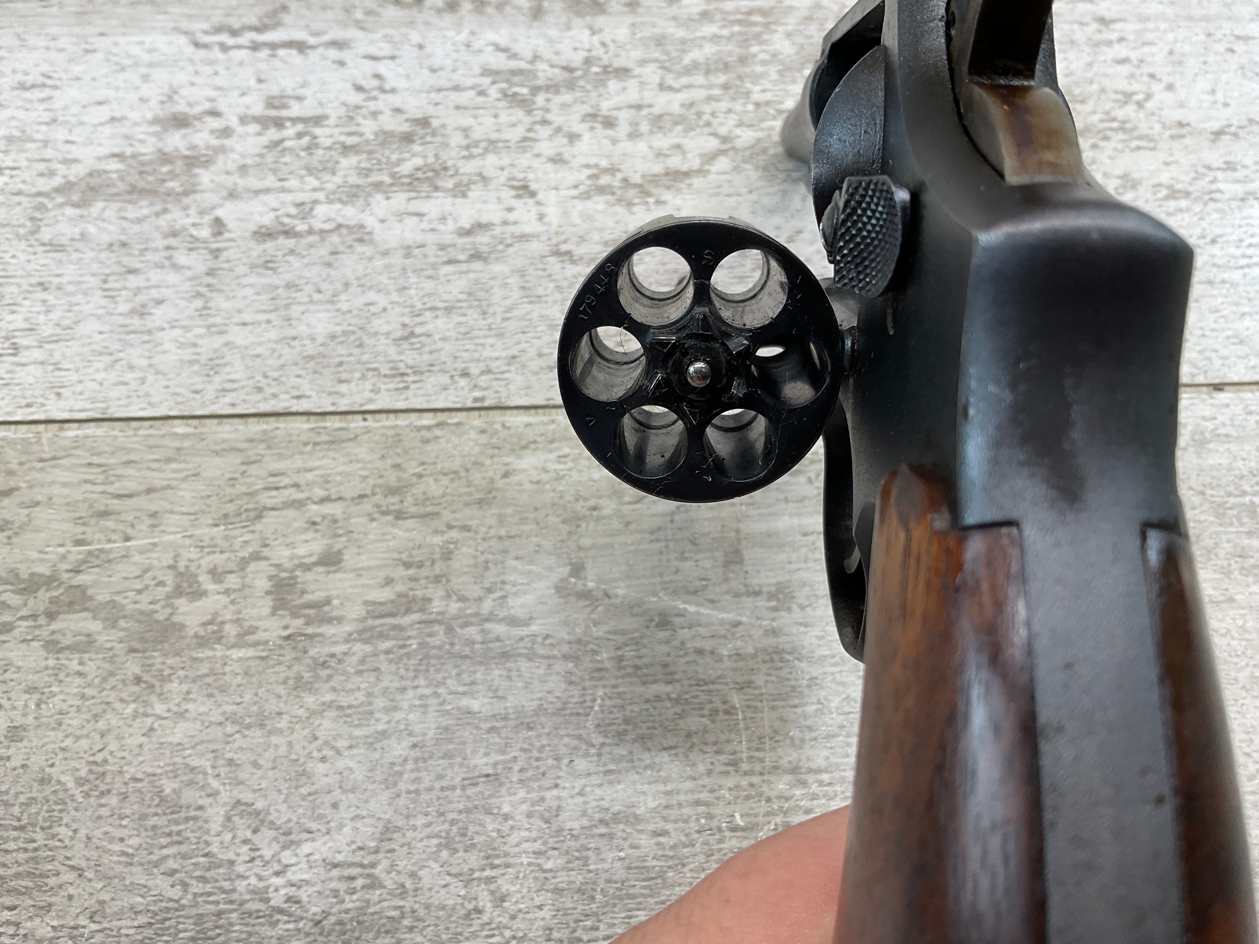 S&W VICTORY MODEL 限定版 No.00945 sddefault.jpg