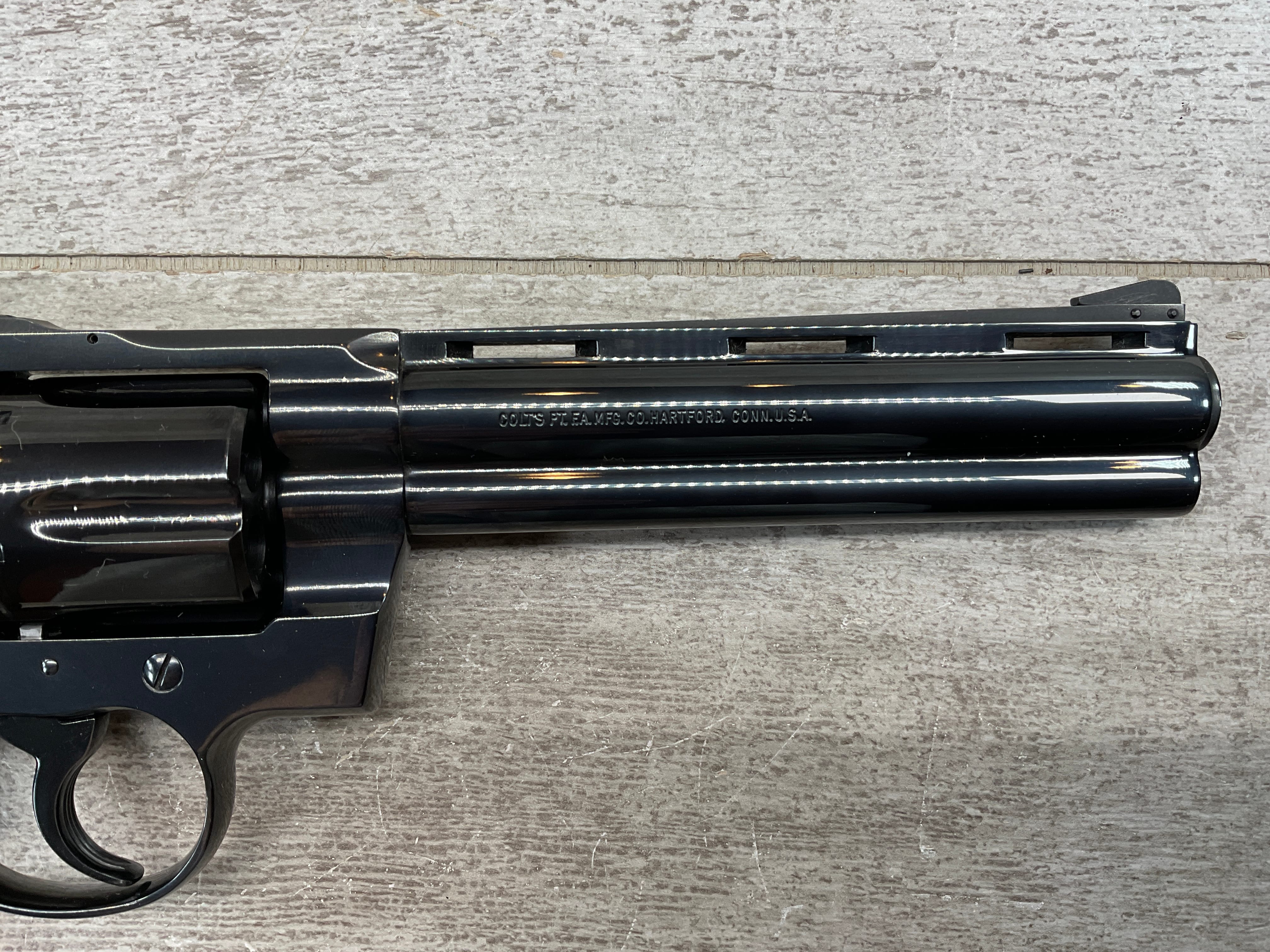 トイガン COLT PYTHON .357 MAGNUM COLT PYTHON 357 MAG BLUED REVOLVER, LIKE NEW W/BOX, MINTY